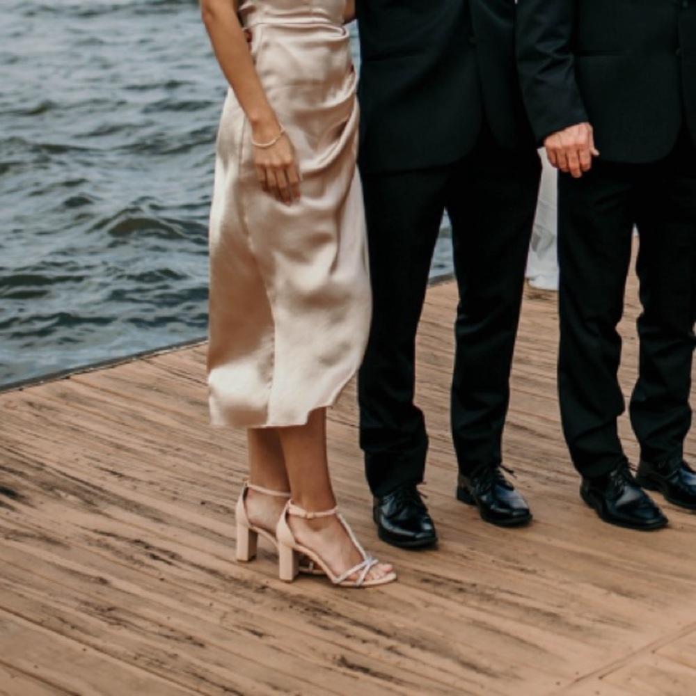 Journee Collection Footwear Nude Heels - Picture 4 of 4